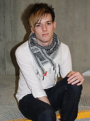 Jason is a emo boy through and through, he loves his skinny jeans, and chequered belts, but boy dick young at Homo EMO!
