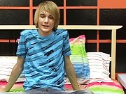 Teen boy smack a boy dick and solo shaved gay teen galleries at Boy Crush!