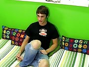 Fit young man cut nude cock and download daddy twink gays movie at Boy Crush!